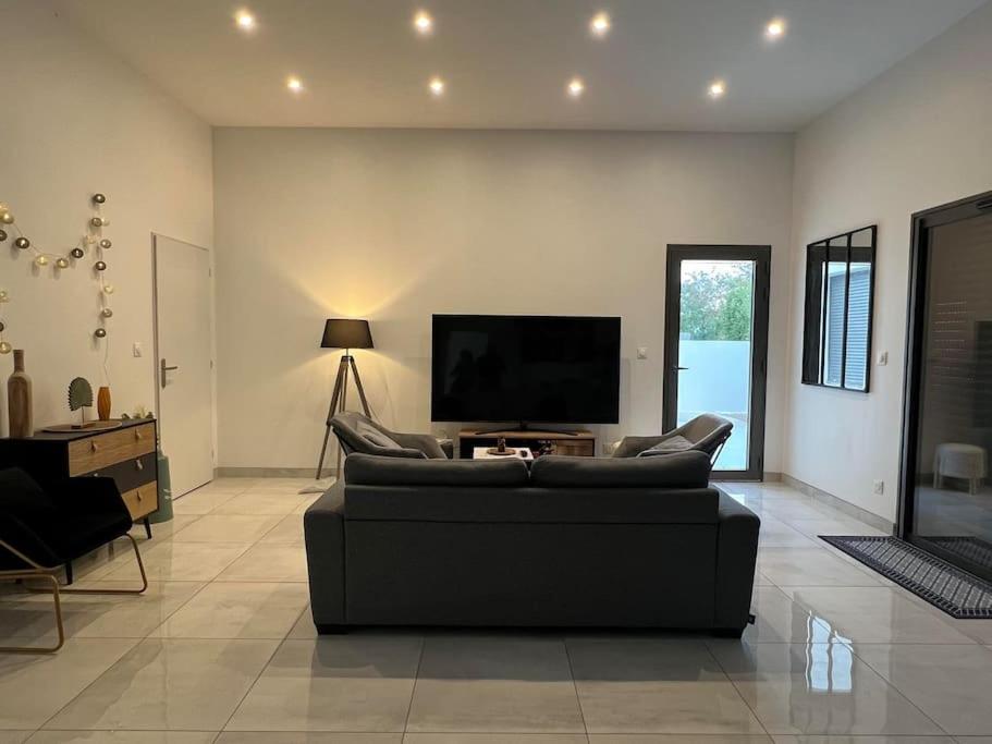 Maison Neuve De Standing 150 M2 Croix-Chapeau Εξωτερικό φωτογραφία